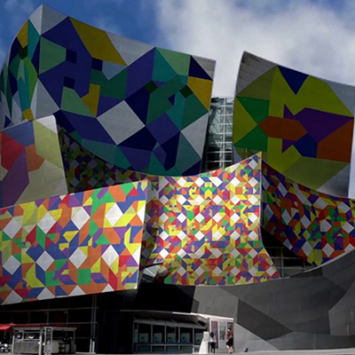 اهدای نشان طلای مجله گرافیس به طراح گرافیک ایرانی