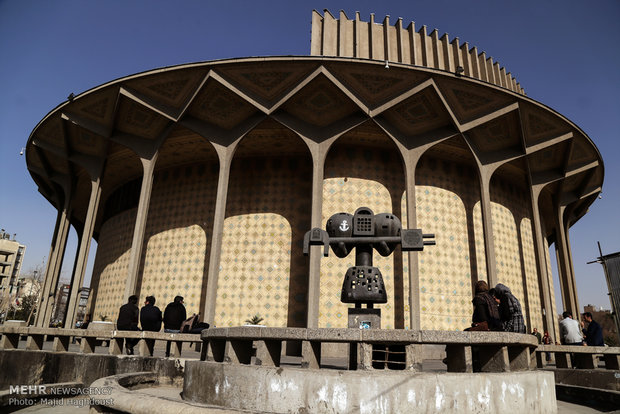 اجرای پایانی آثار نمایشی تئاتر شهر به آقای بازیگر تقدیم شد