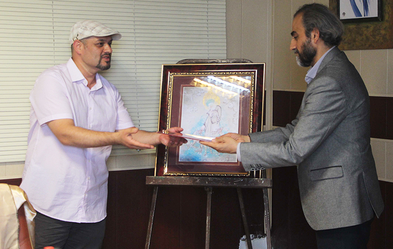 رونمایی از تابلوی نگارگری « یا ضامن آهو»