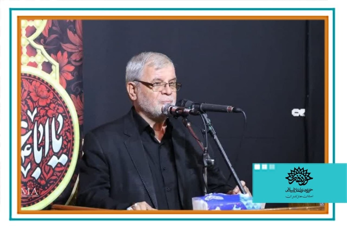 شب شعر عاشورایی در هیات بیت الحسین ساری