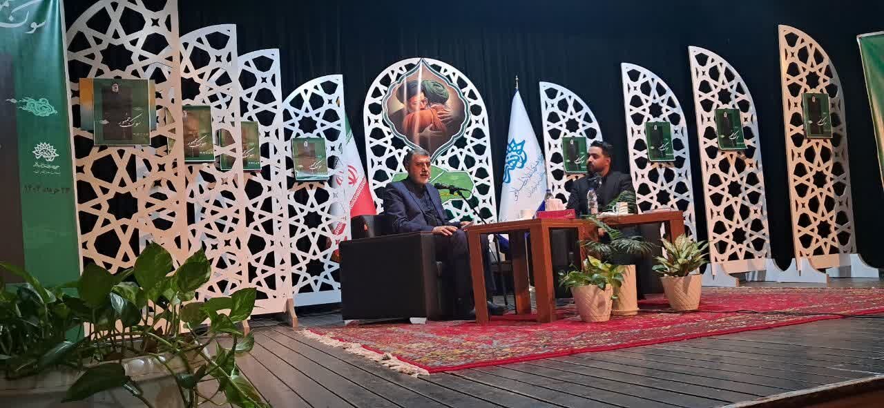 آیت الله رئیسی در سفرهای استانی به درستی خدمت به مردم را تصویر کردند